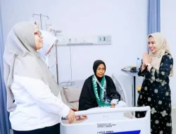 Bupati Maya Jenguk Jamaah Haji Sakit di RSU Haji Medan, Pastikan Dapat Penanganan Maksimal